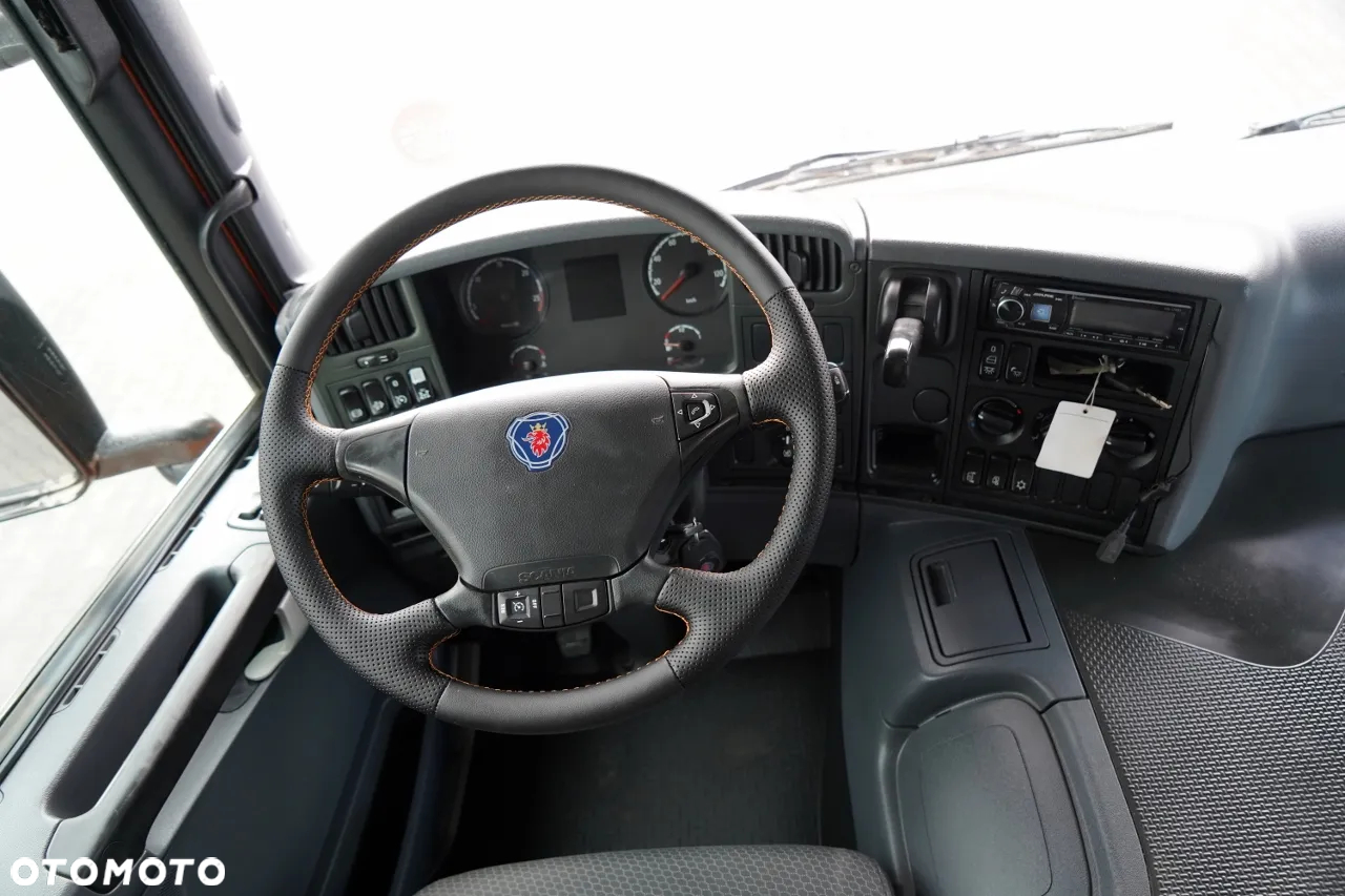 Scania P 410 / 8x4 / WYWROTKA TYLNOZSYPOWA / 21 TON ŁADOWNOŚCI / OPONY 100% - 29