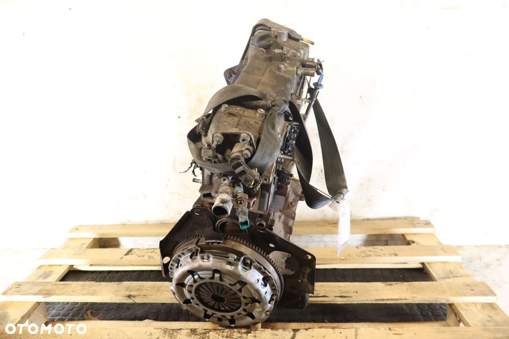 SILNIK  FIAT PUNTO EVO 1.4 77KM 350A1000 TEST FILM - 5