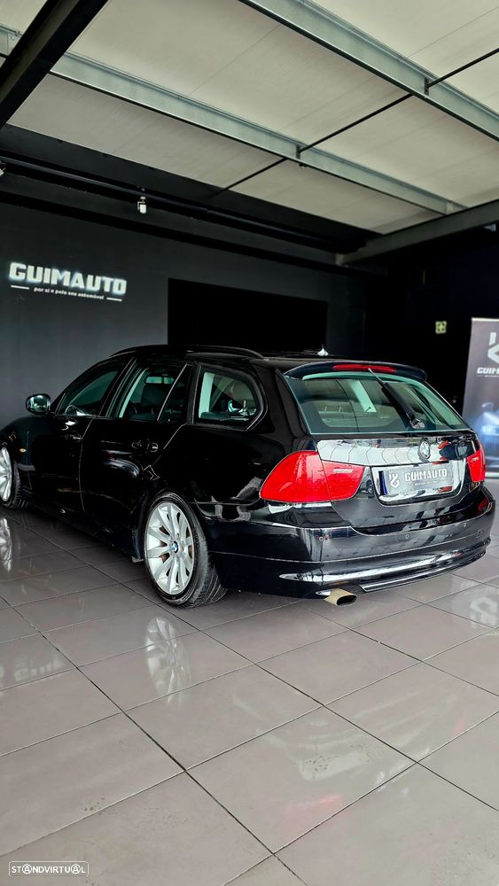 BMW 318 i Touring Edition Exclusive - 4