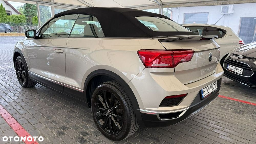 Volkswagen T-Roc - 32