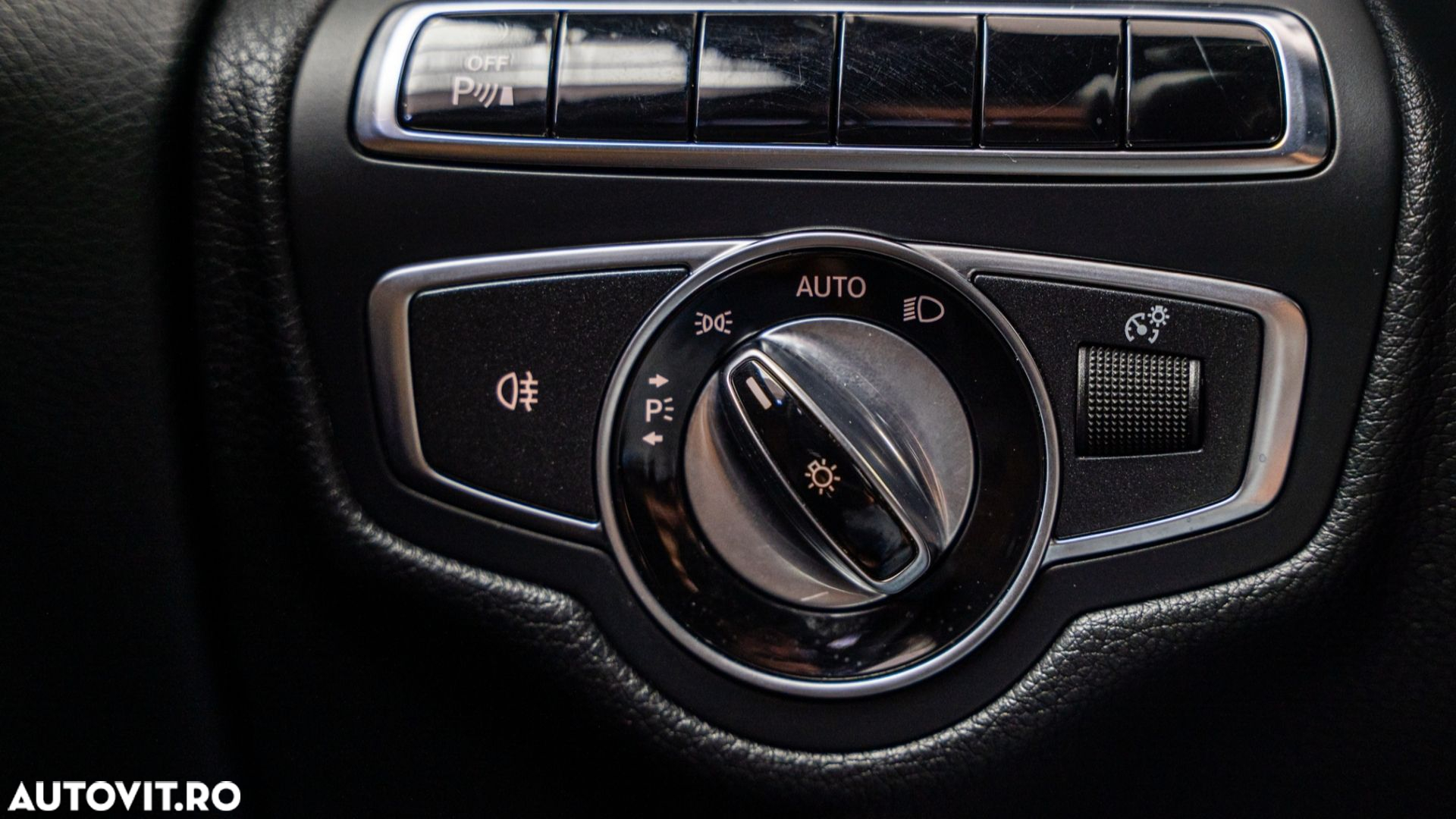 Mercedes-Benz GLC - 21