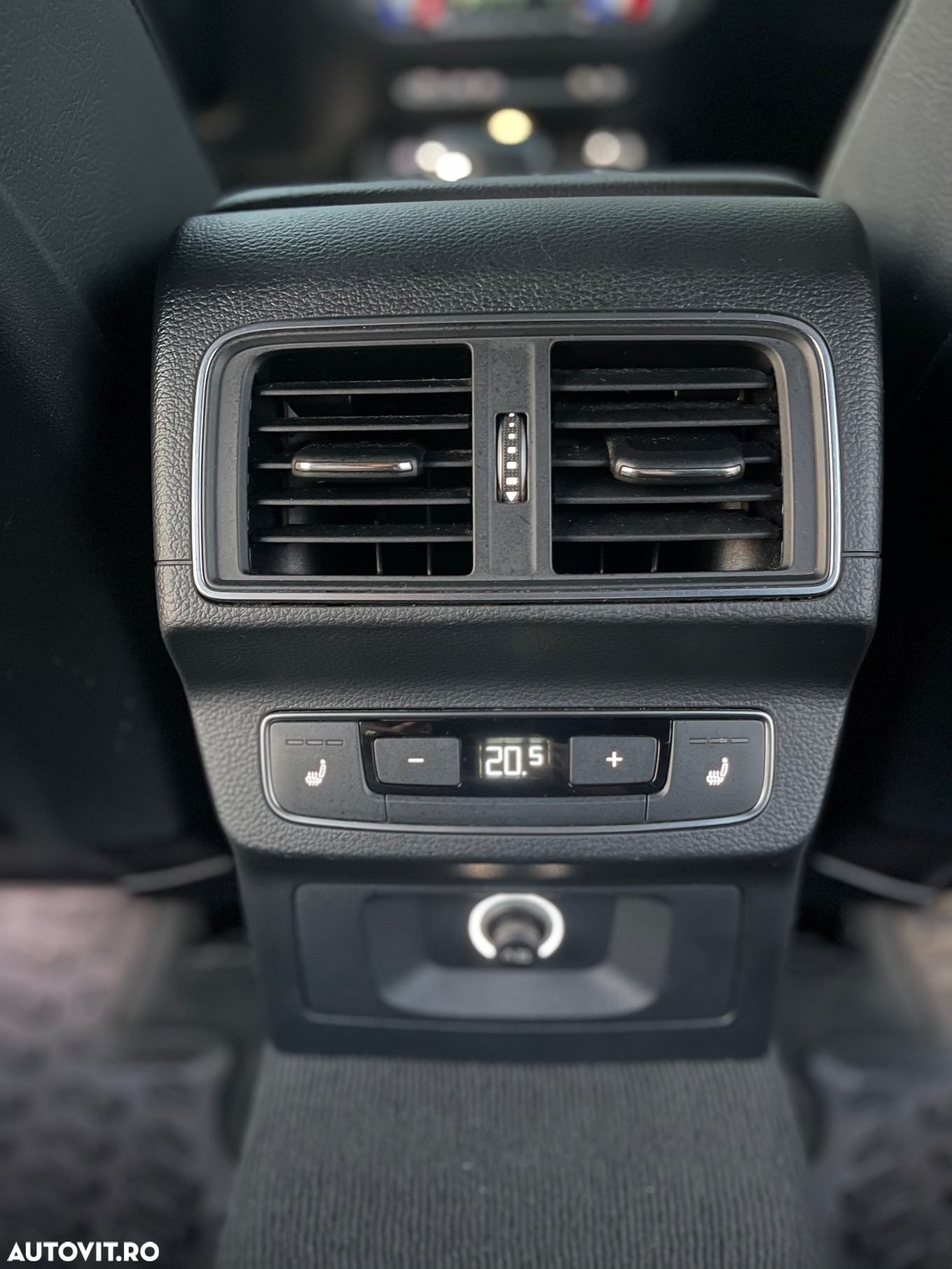Audi Q5 2.0 40 TDI quattro S tronic Design - 20