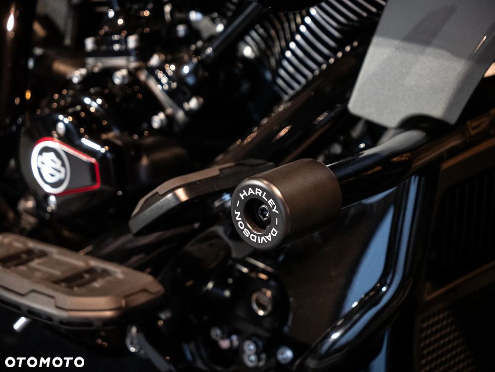 Harley-Davidson Touring Road Glide - 30