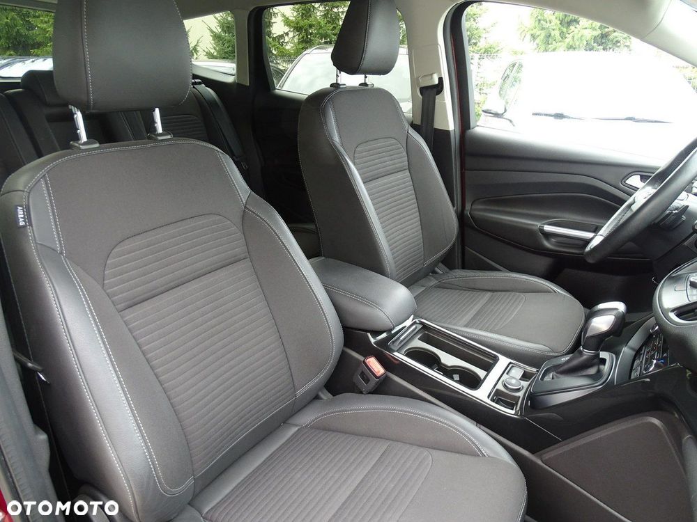 Ford Kuga - 16
