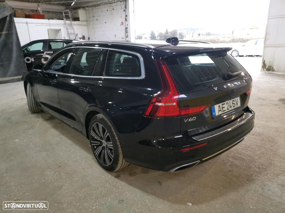 Volvo V60 2.0 T6 AWD TE Inscription Expression - 2