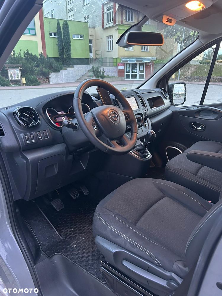 Opel Vivaro - 6
