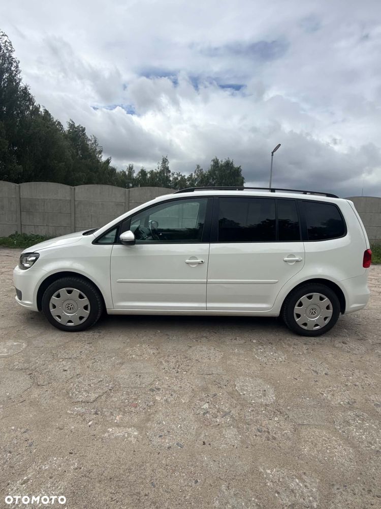 Volkswagen Touran - 3