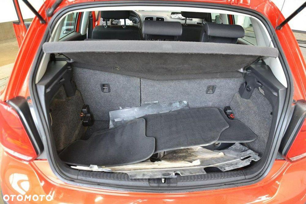 Volkswagen Polo - 25