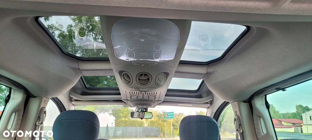 Citroën Berlingo 1.6i Pakiet Plus - 24