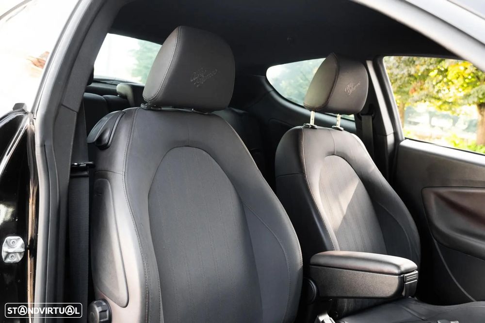 Alfa Romeo MiTo 1.3 JTDM Distinctive - 9
