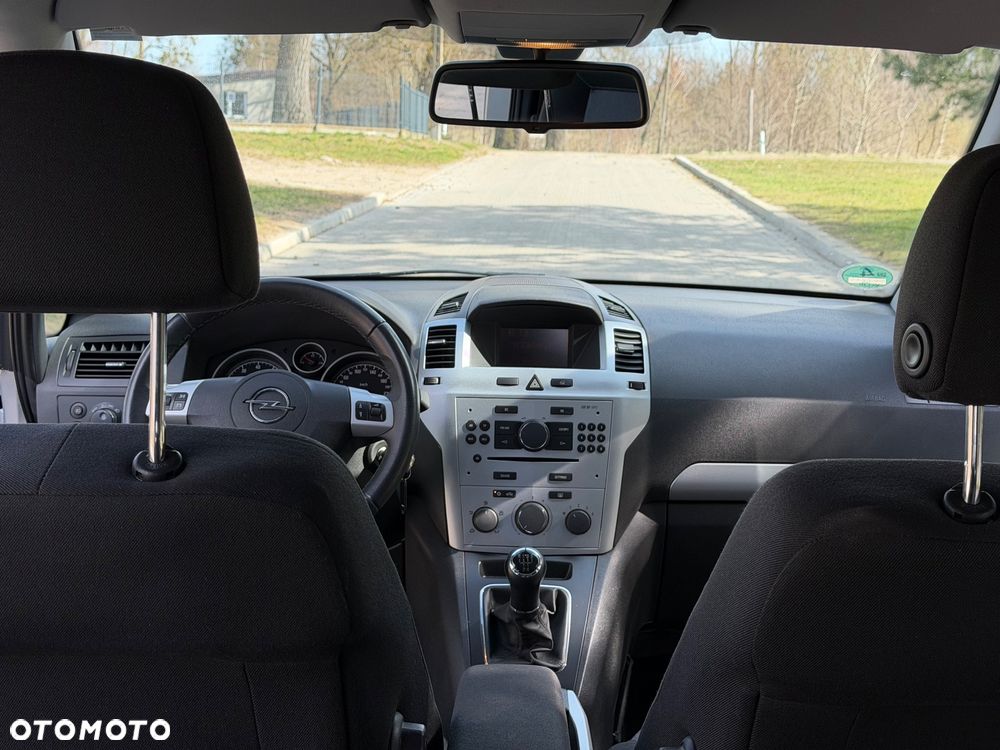 Opel Zafira 1.8 Enjoy - 13
