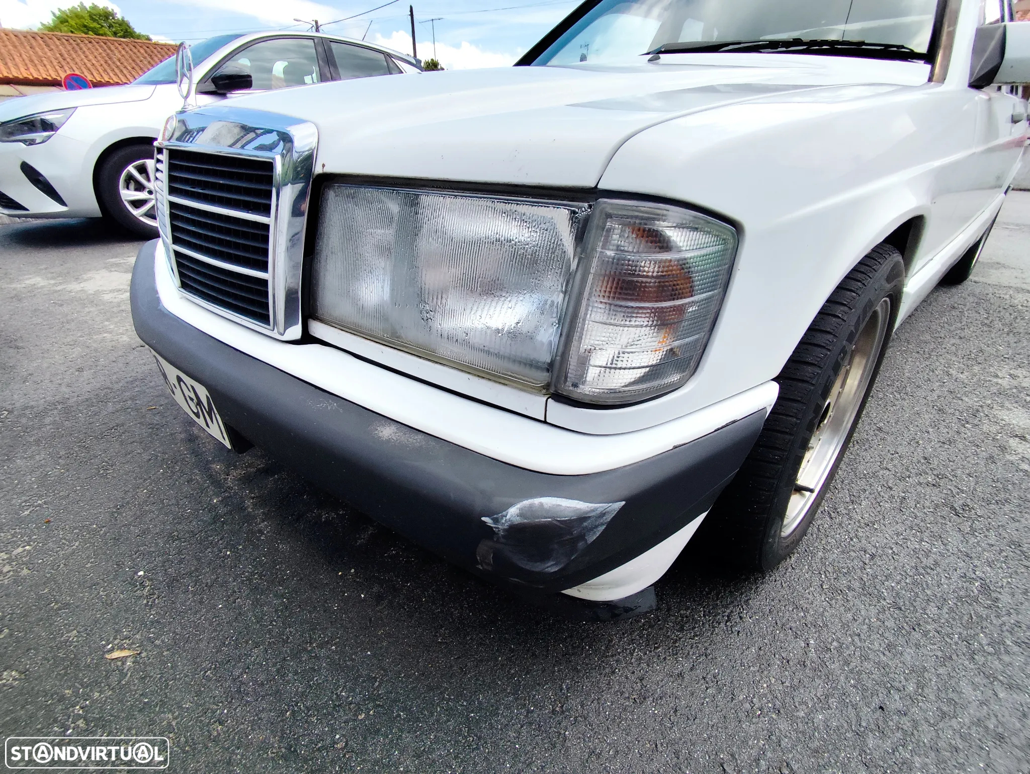 Mercedes-Benz 190 D 2.5 - 5