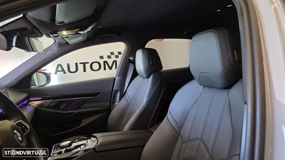 BMW 520 d Pack Desportivo M - 38