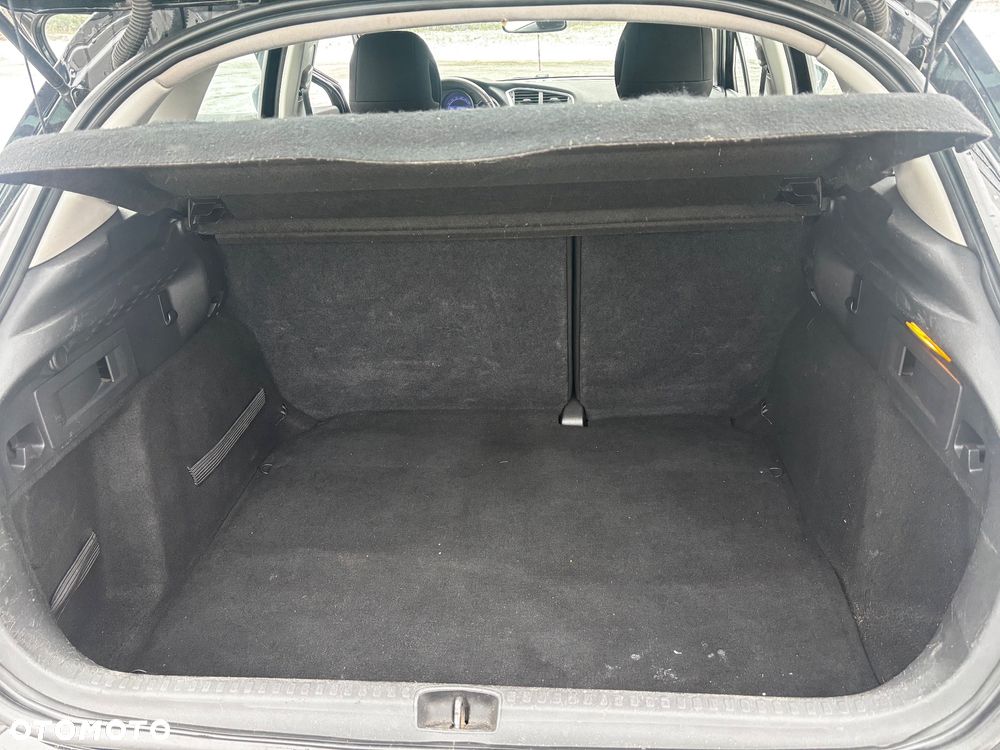 Citroën C4 BlueHDi 100 Business Class - 24