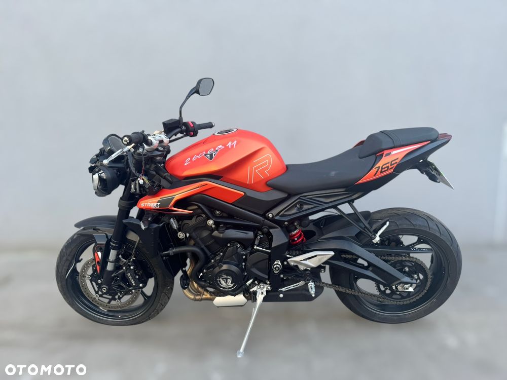 Triumph Street Triple - 5