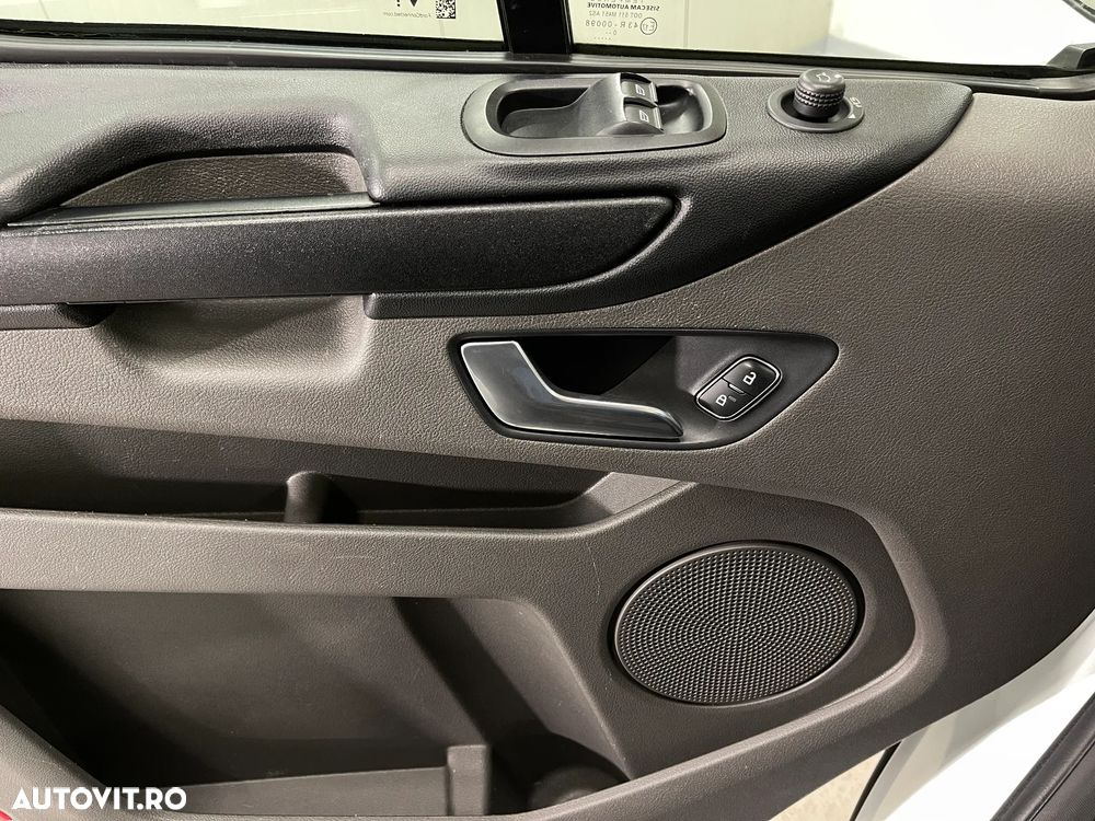 Ford Transit Custom - 16
