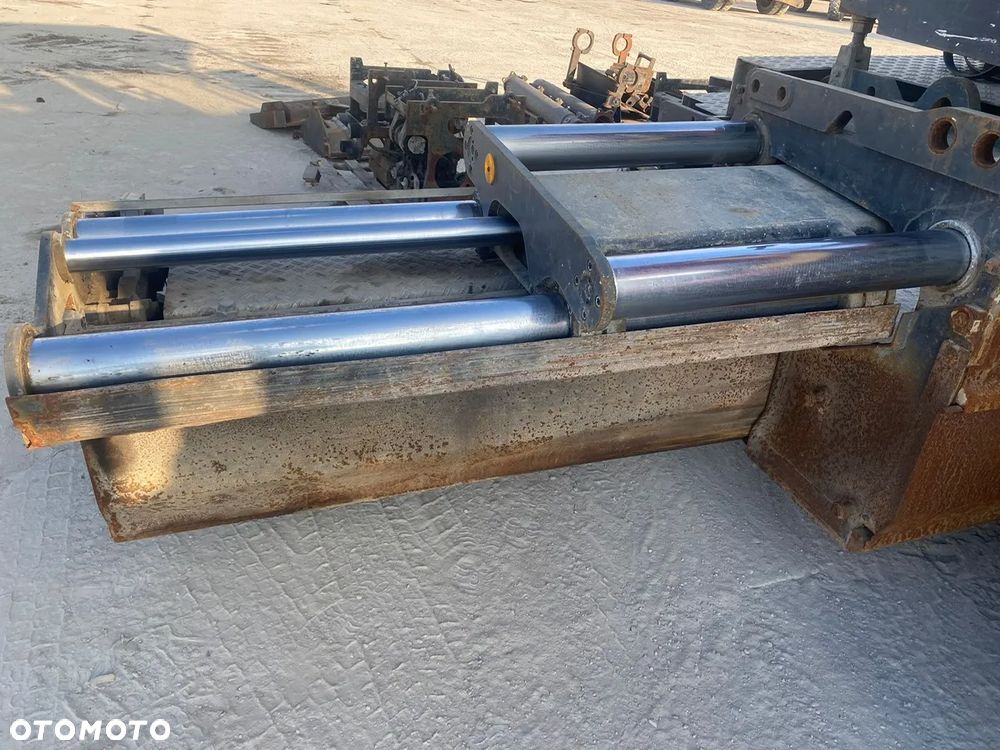 Dynapac F181 C / Niwelacja / Poszerzania - 14