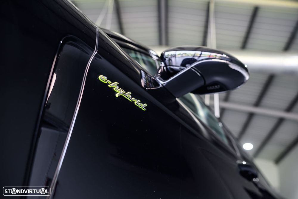 Porsche Panamera Sport Turismo 4S E-Hybrid - 5