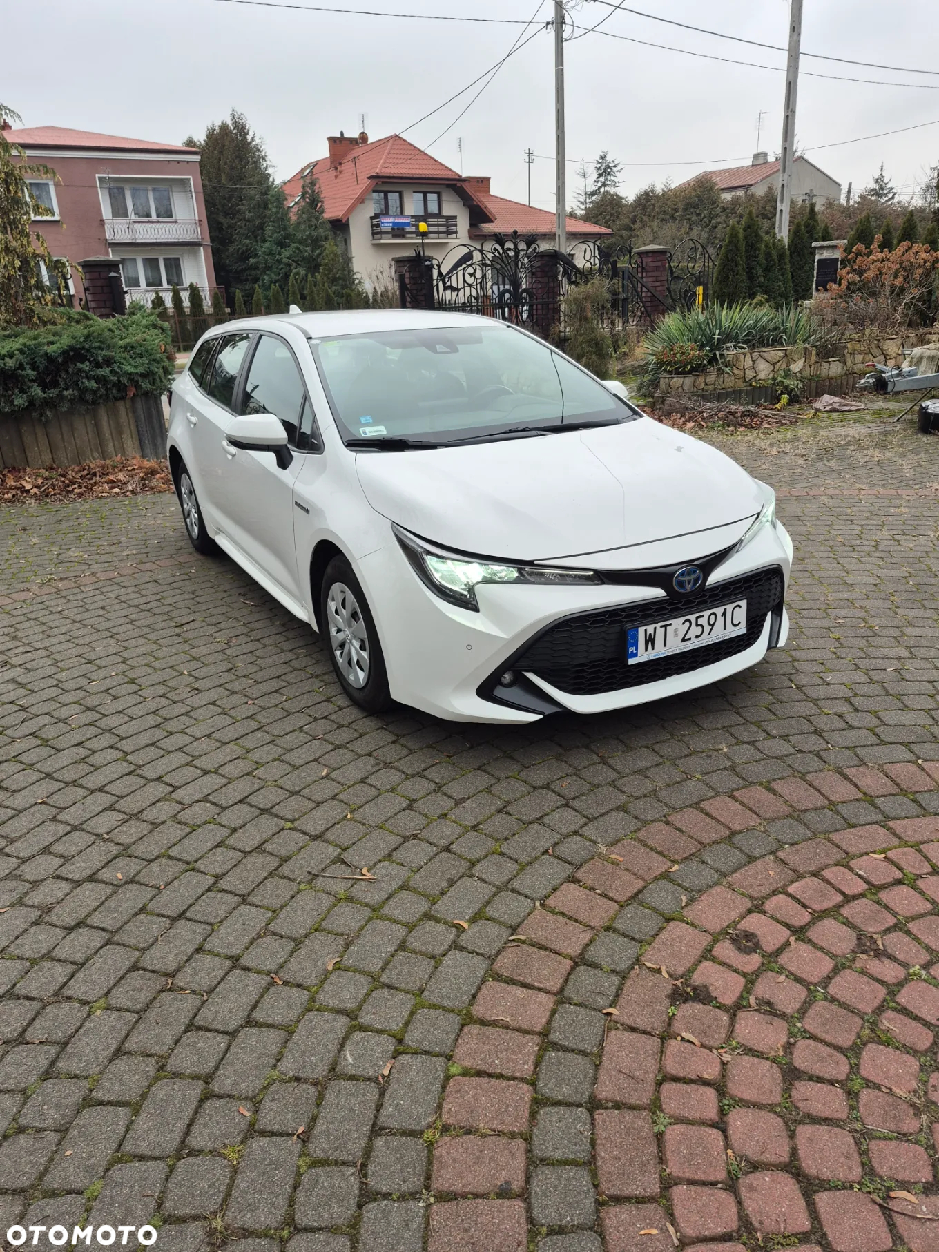 Toyota Corolla 1.8 Hybrid Comfort - 11