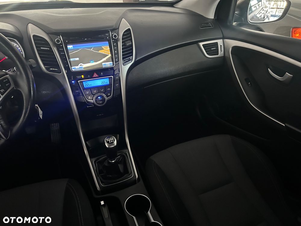 Hyundai i30 1.6 CRDi BlueDrive Classic - 21