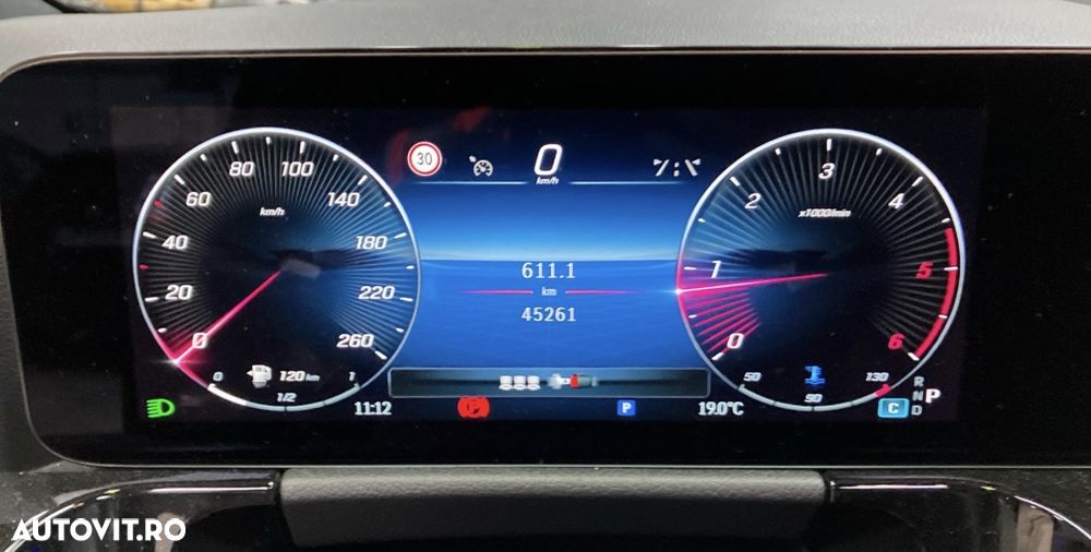 Mercedes-Benz GLA 200 d Aut. - 4
