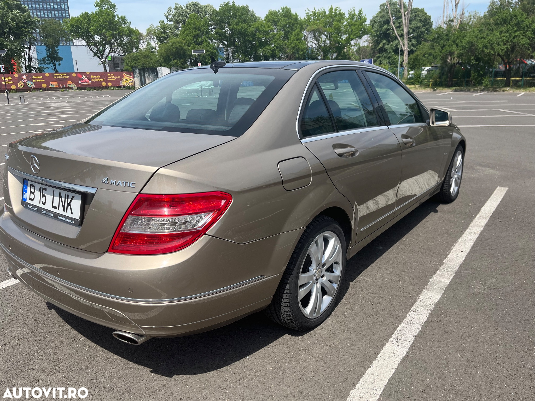 Mercedes-Benz C 280 4-Matic Aut - 3