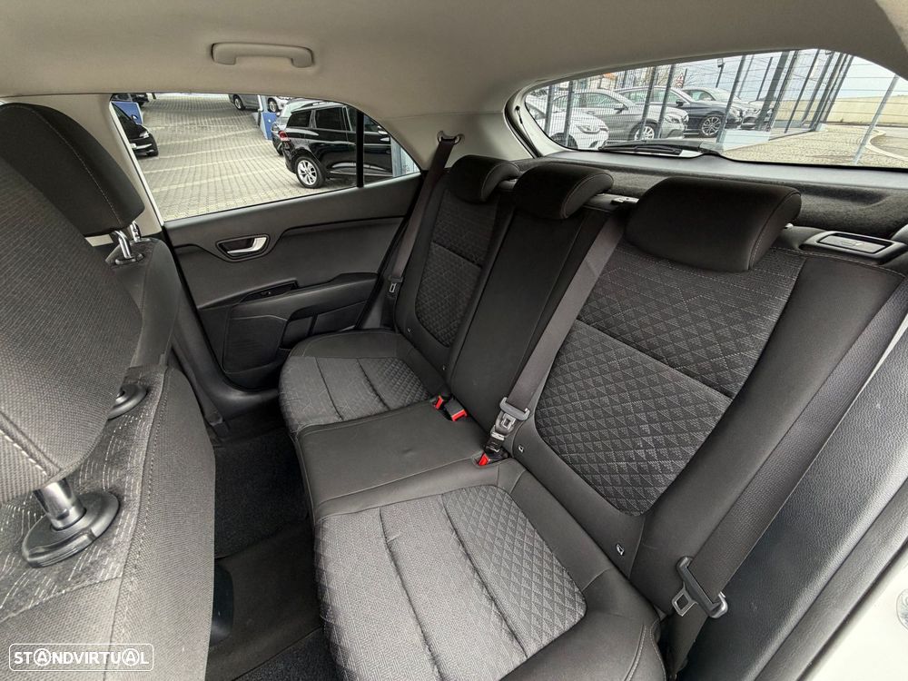Kia Rio 1.0 T-GDi Drive - 32