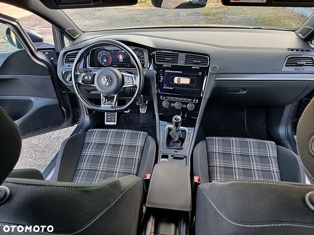 Volkswagen Golf GTD (BlueMotion Technology) - 21