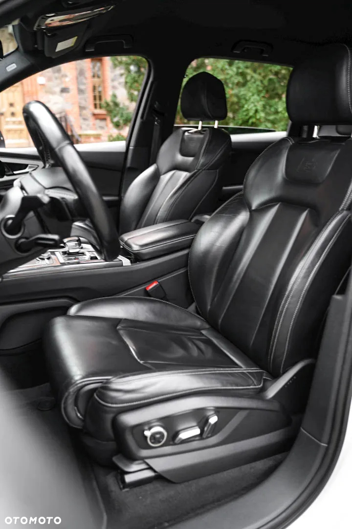 Audi SQ7 4.0 TDI Quattro Tiptronic - 24