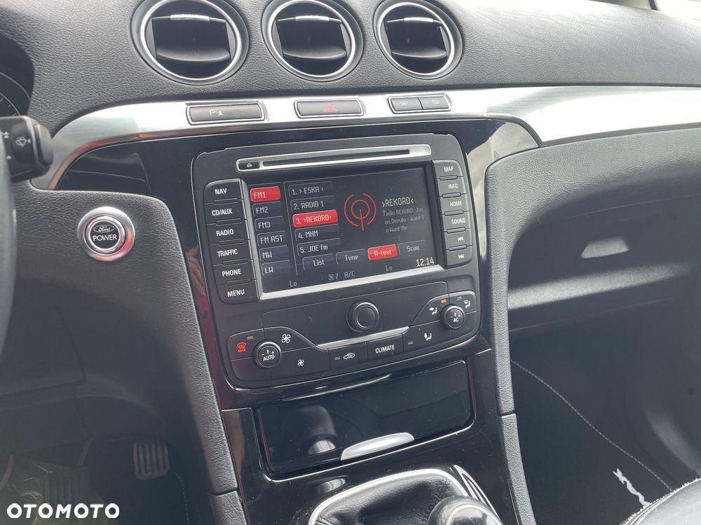 Ford S-Max - 26