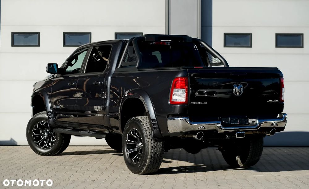 RAM 1500 5.7 Crew Cab Shortbed Bighorn Chrome - 8