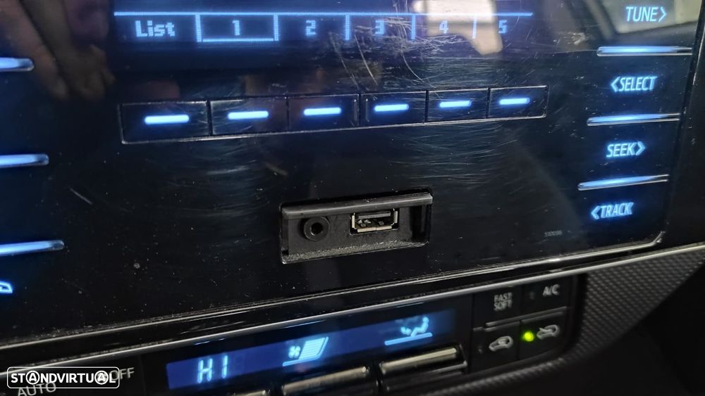 Toyota Auris 1.4 D-4D ACtive - 30