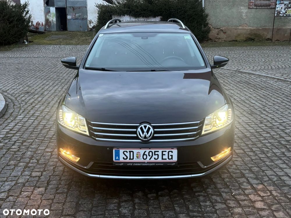 Volkswagen Passat 2.0 TDI DSG BlueMotion Technology Highline - 1
