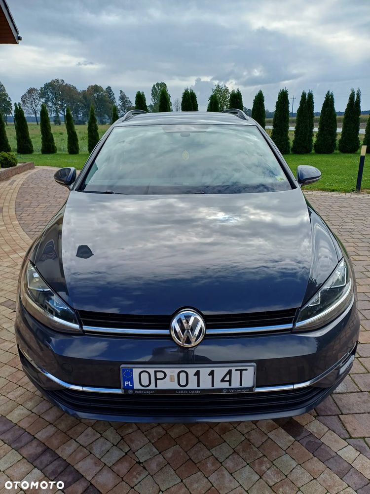 Volkswagen Golf - 8