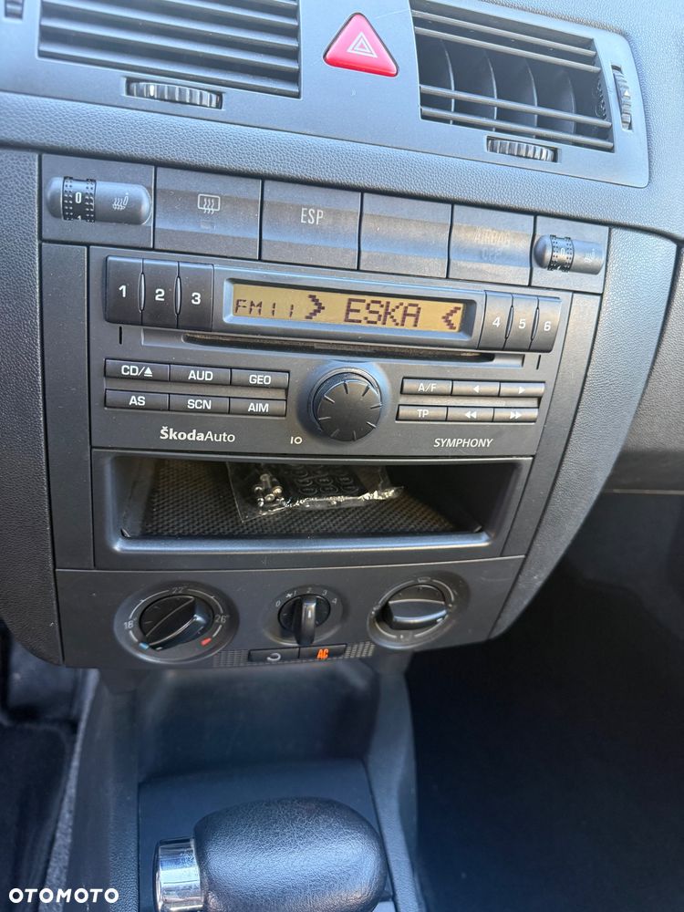 Skoda Fabia 1.4 16V Automatik Style Edition - 10