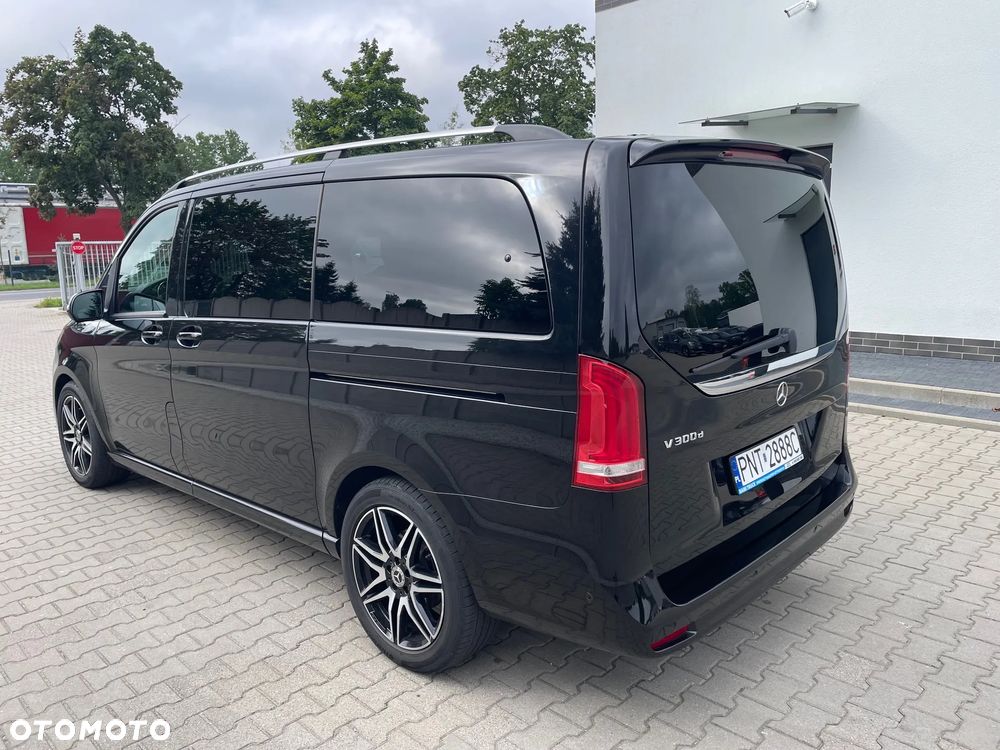 Mercedes-Benz Klasa V 300 d lang 9G-TRONIC Exclusive - 8