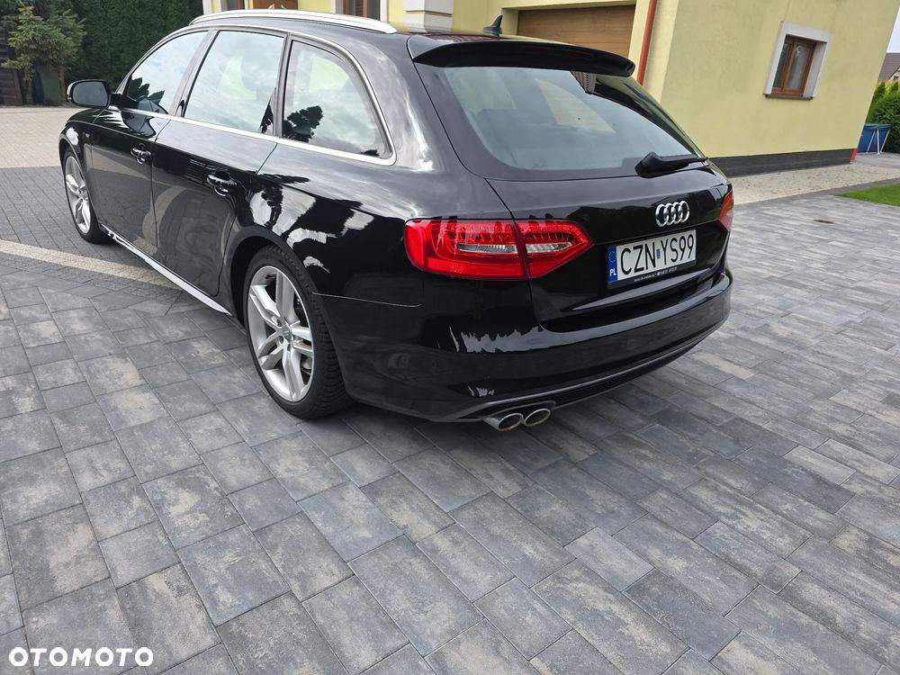 Audi A4 Avant 2.0 TDI - 9