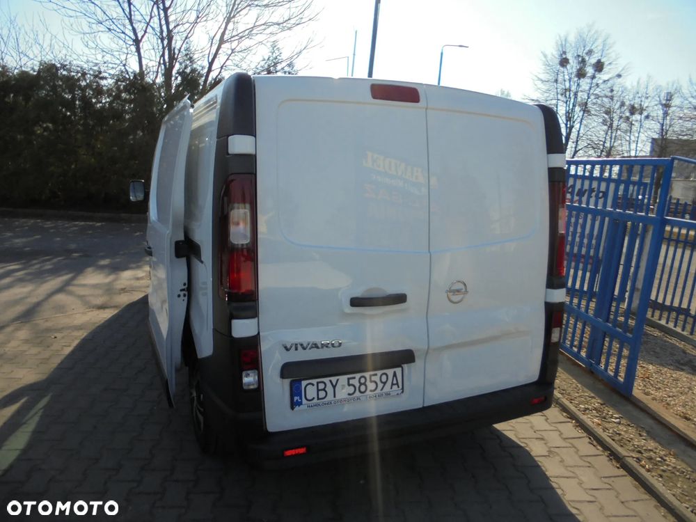 Opel VIVARO - 16