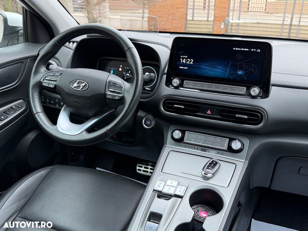 Hyundai KONA BEV 204 CP 64.8 kWh Luxury - 12