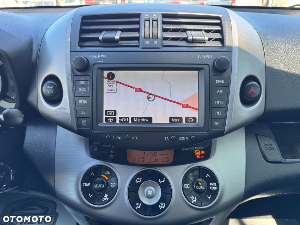 Toyota RAV4 - 26