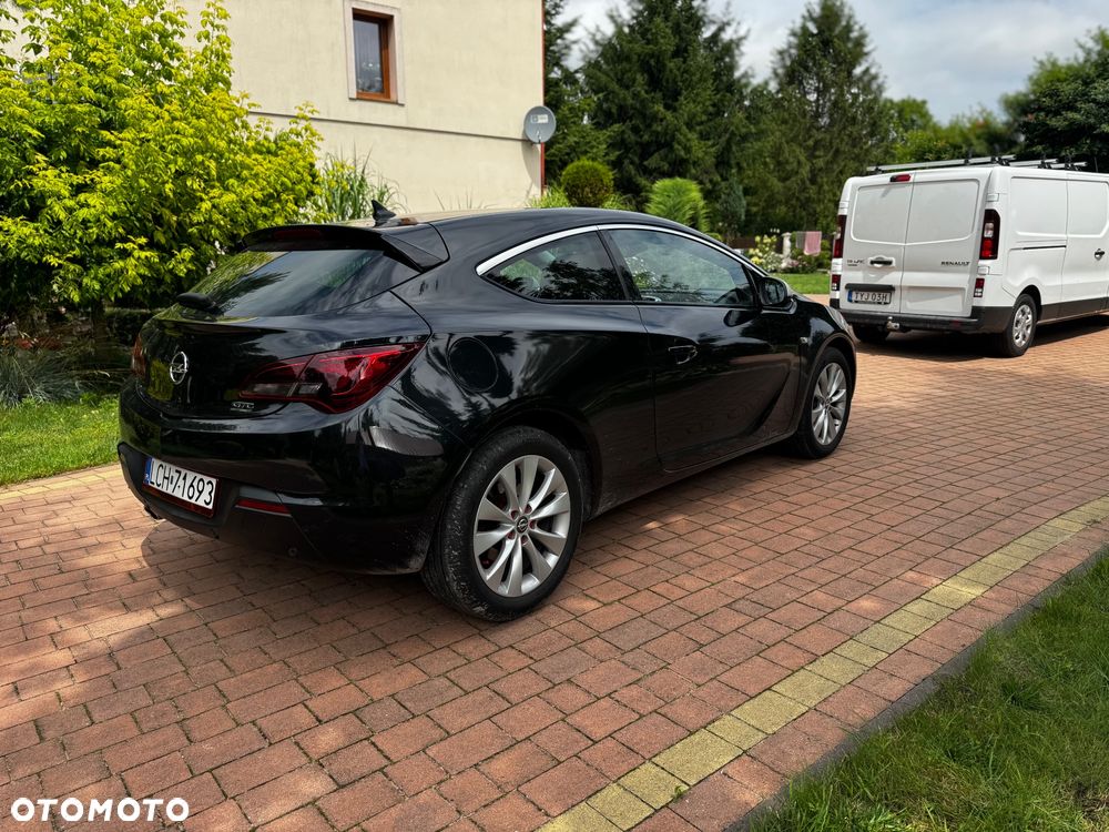 Opel Astra IV GTC 1.4 T Sport - 8