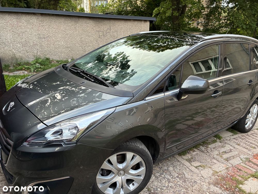 Peugeot 5008 - 2