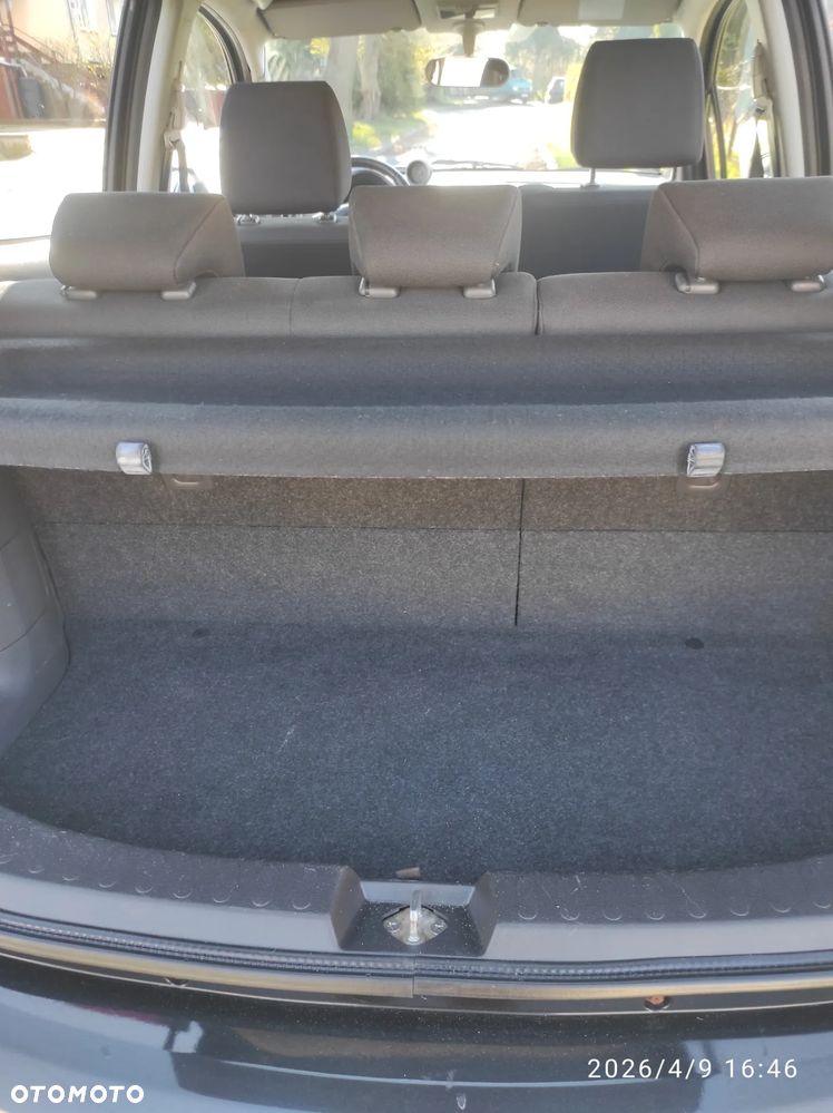 Suzuki Splash 1.2 GLX / Comfort - 11