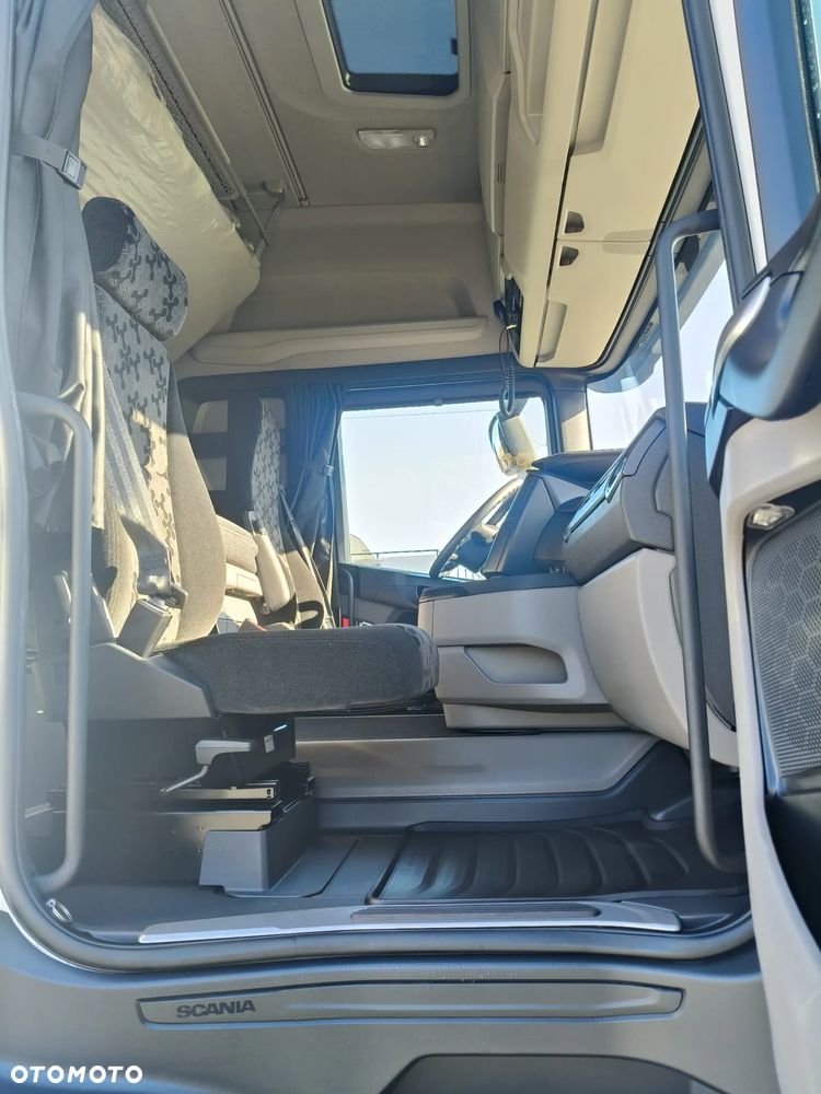 Scania R450 / EURO 6 / RETARDER / STANDARD / AUTOMAT / - 21