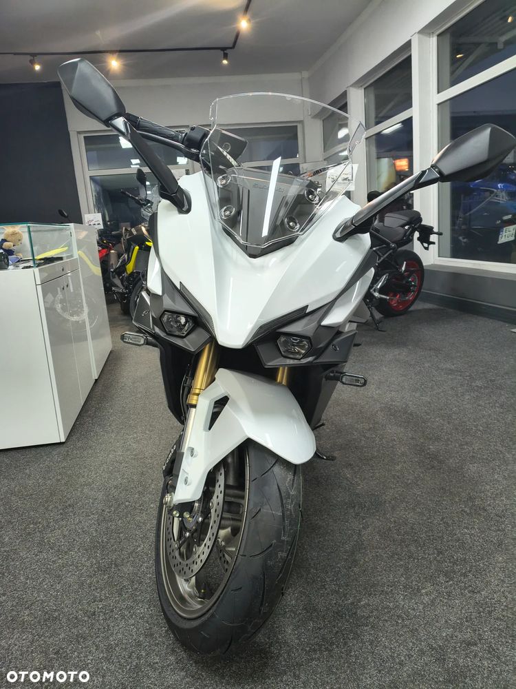 Suzuki GSX - 9