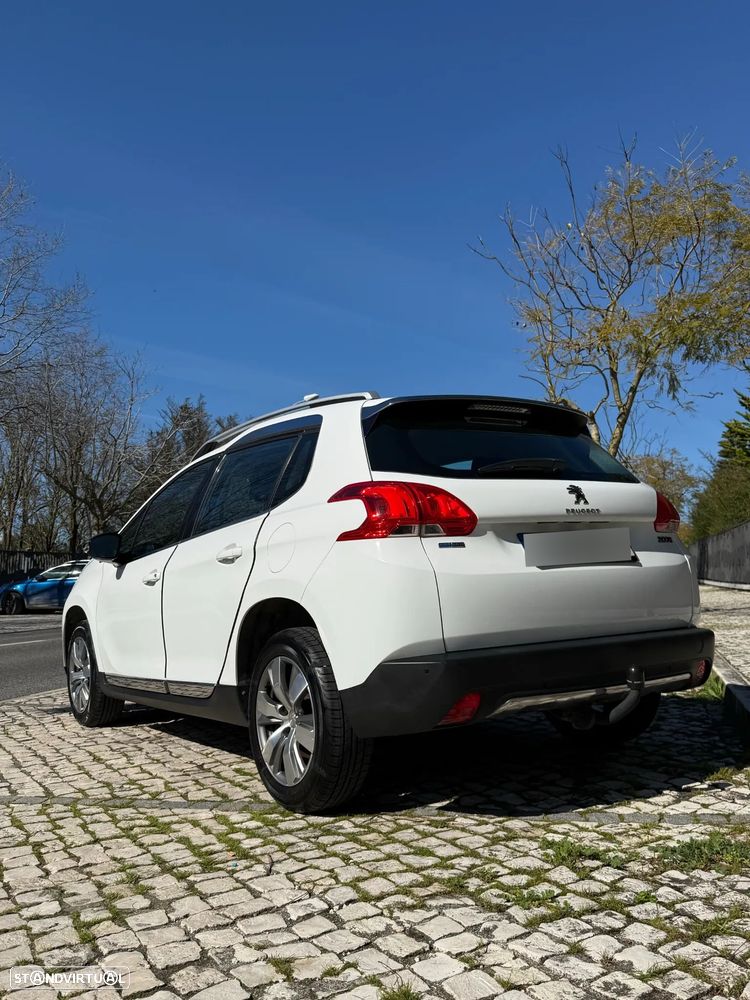 Peugeot 2008 - 17