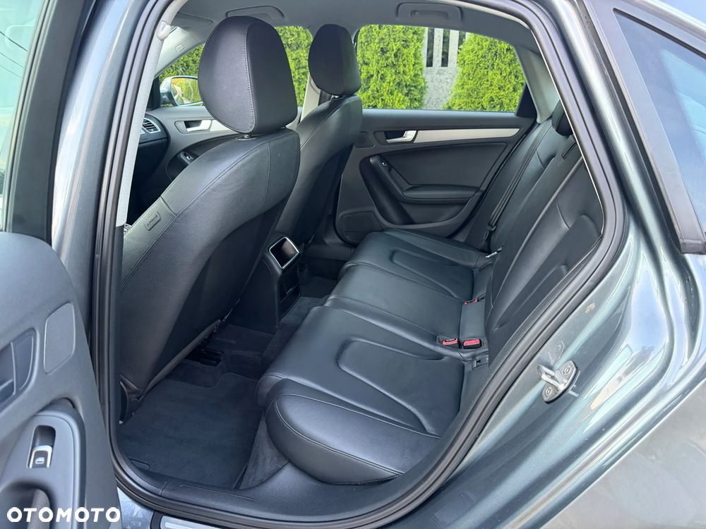 Audi A4 Limousine 2.0 TDI DPF Ambiente - 19