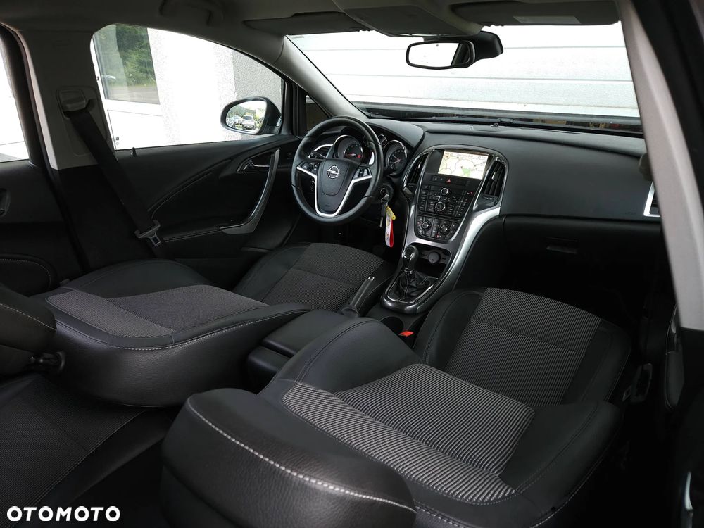 Opel Astra 1.6 Sports Tourer Selection - 36