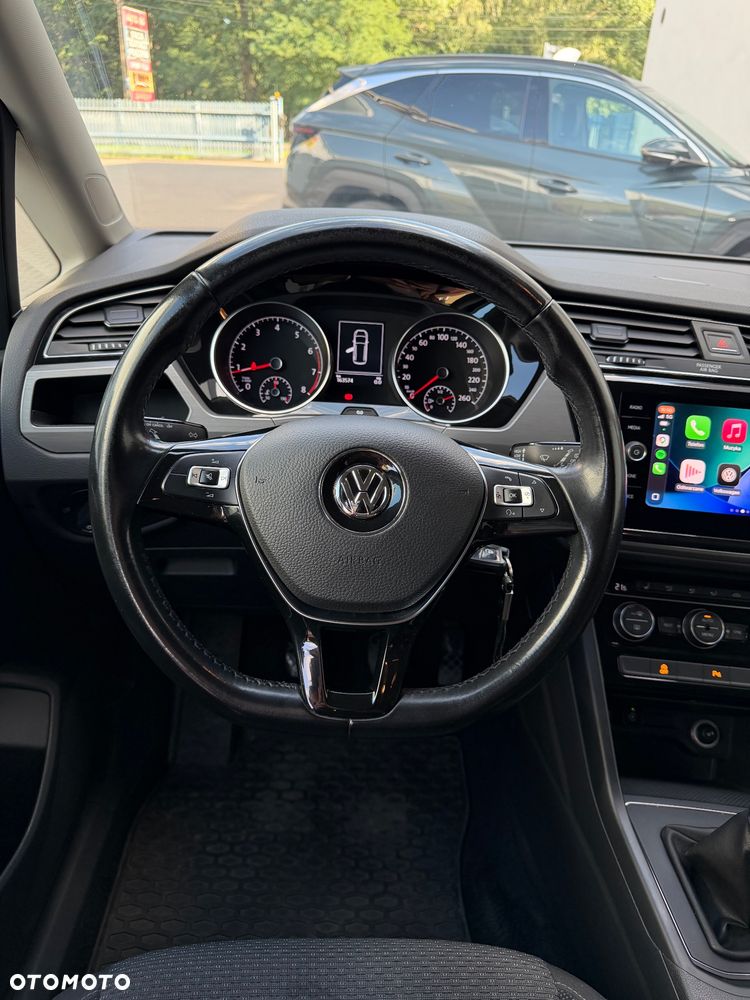 Volkswagen Touran 1.4 TSI BMT Comfortline - 13