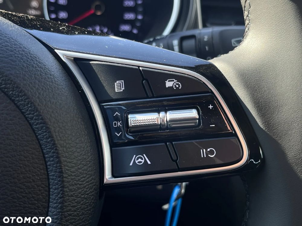 Kia Ceed 1.5 T-GDI M - 22